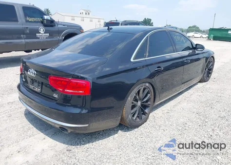 2011 Audi A8 4.2 z USA, uszkodzony, nr VIN WAUAVAFD0BN000699
